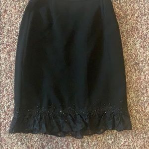 🌝Black ruffle skirt with beaded bottom